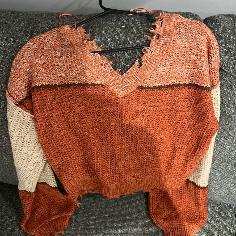 Orange sweater - Picture 2 of 2